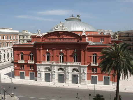 Il teatro Petruzzelli