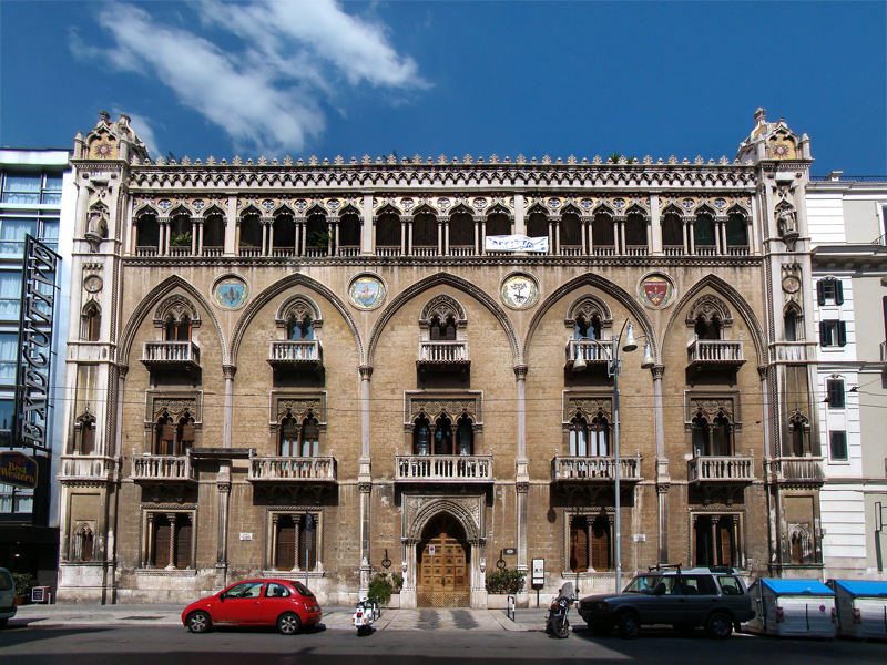 La grande architettura: Palazzo Fizzarotti
